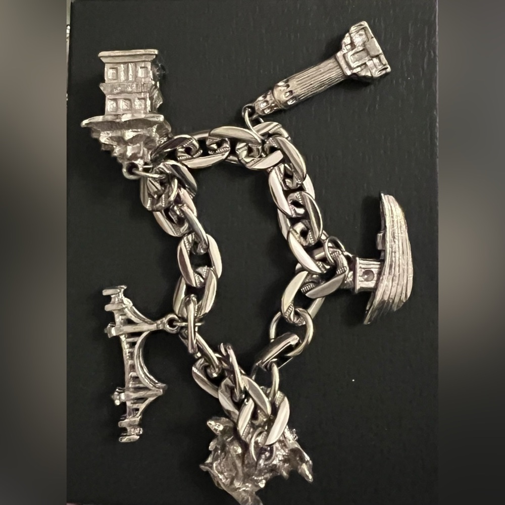 Vintage 71/2 Silver Charm Bracelet